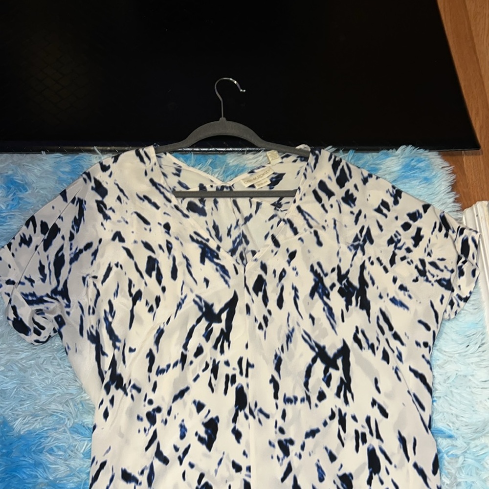 Cynthia rowley 100 % silk medium blouse - Picture 3 of 9